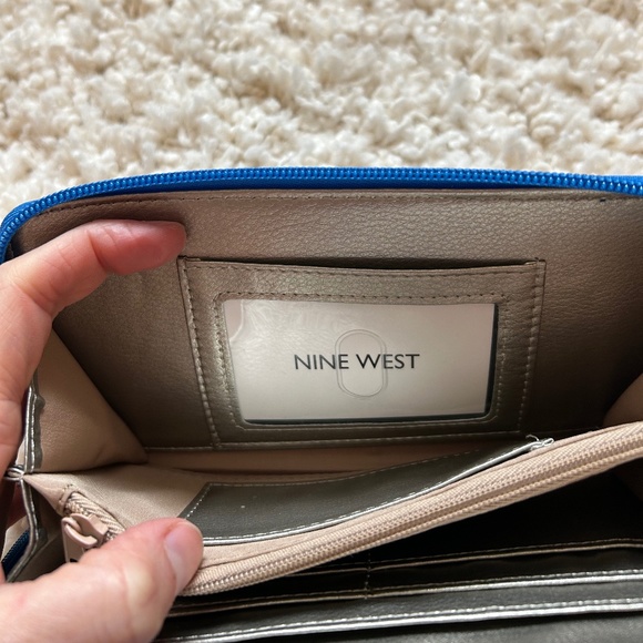 NWT Nine West Wallet - Picture 4 of 6